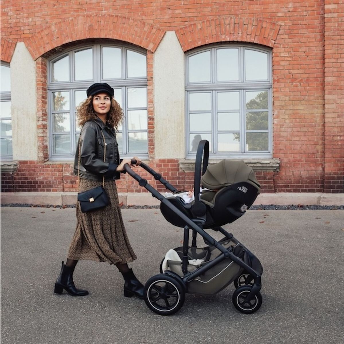Britax | Smile 5Z Kombivogn + BABY-SAFE Pro Bilstol & Base | Teak and Grey 
