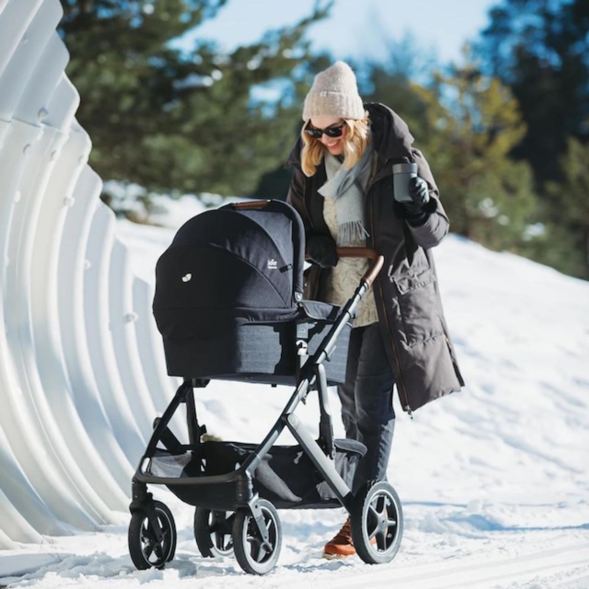 Joie Signature | Vinca Kombivogn + I-Level Pro bilstol & Base 360 | Eclipse