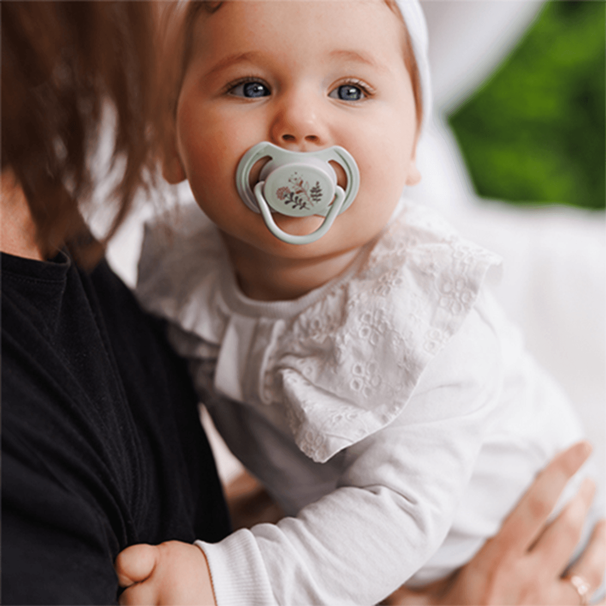 Babyono | Symmetrisk Sillikonsmokk | 6-18 mnd.